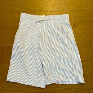 Blue seersucker shorts Zara Medium